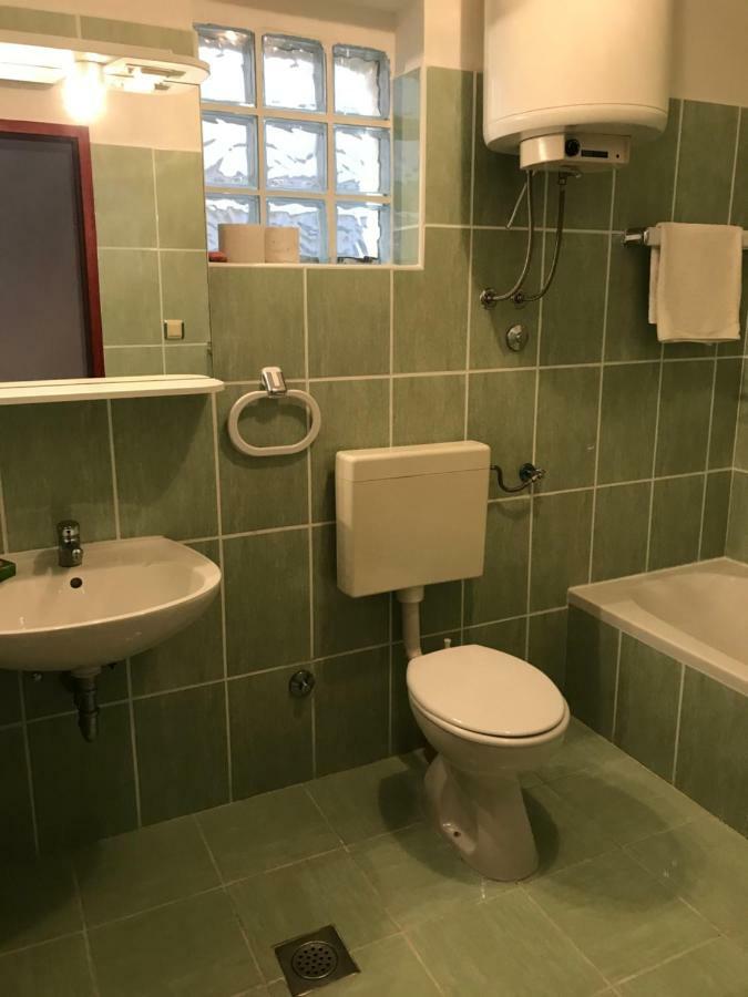ראב Apartment Pulic מראה חיצוני תמונה